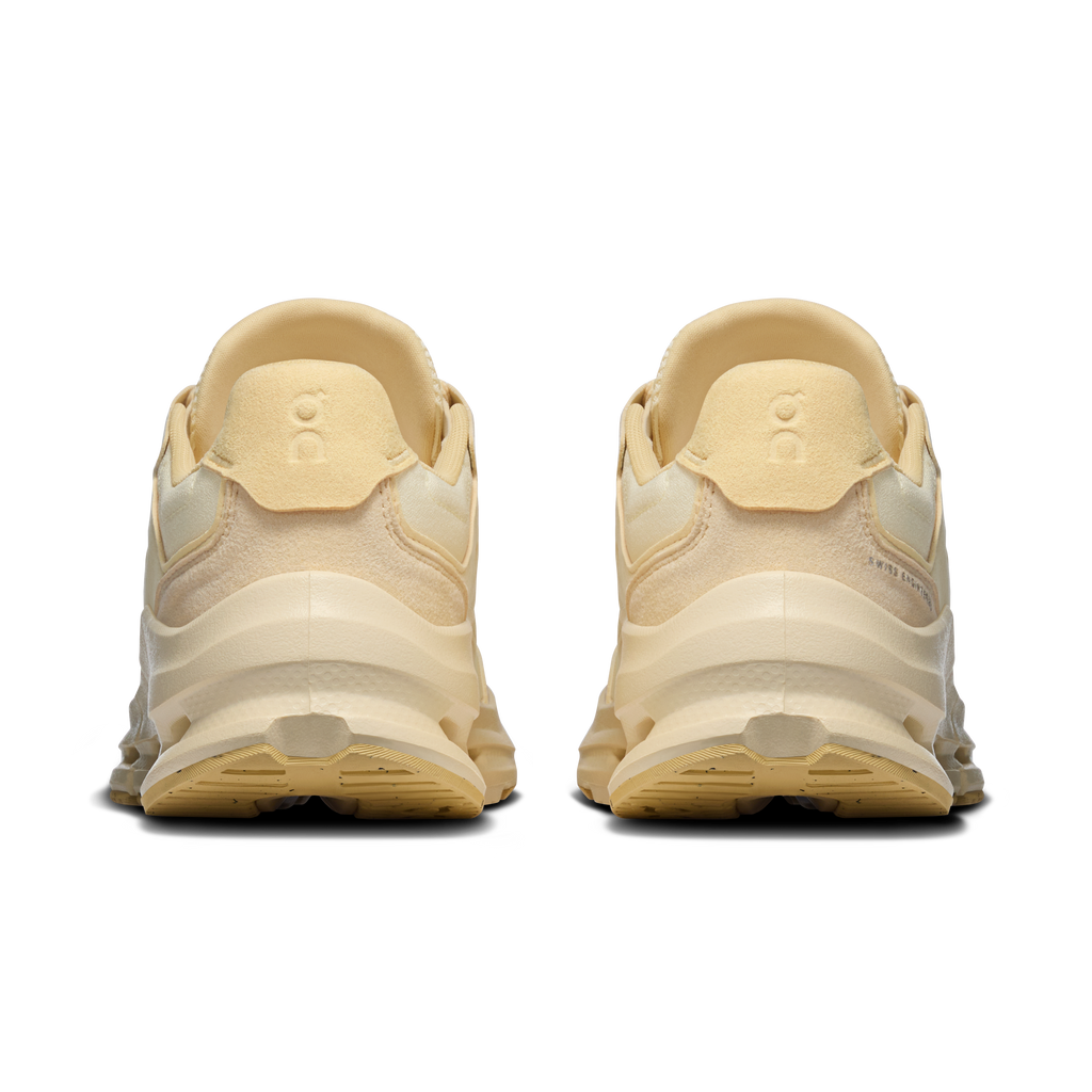 On Running Women's Cloudnova Rift Shoes - Castor / Castor