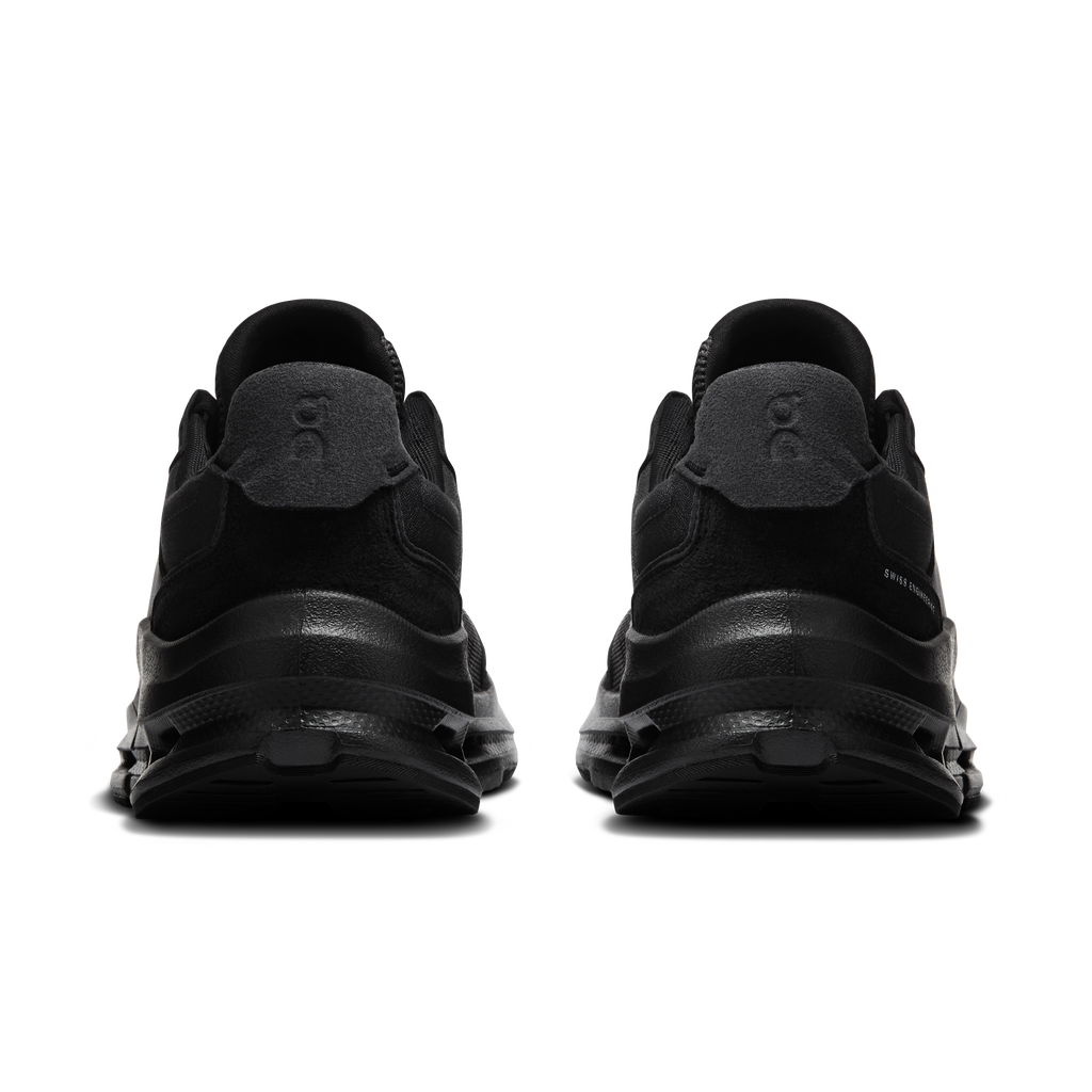 On Running Men's Cloudnova Rift Shoes - Black / Black
