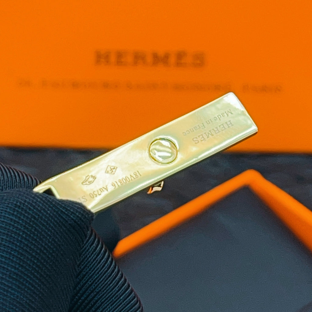 Hermès Gray Leather Bracelet with Rose Gold Details