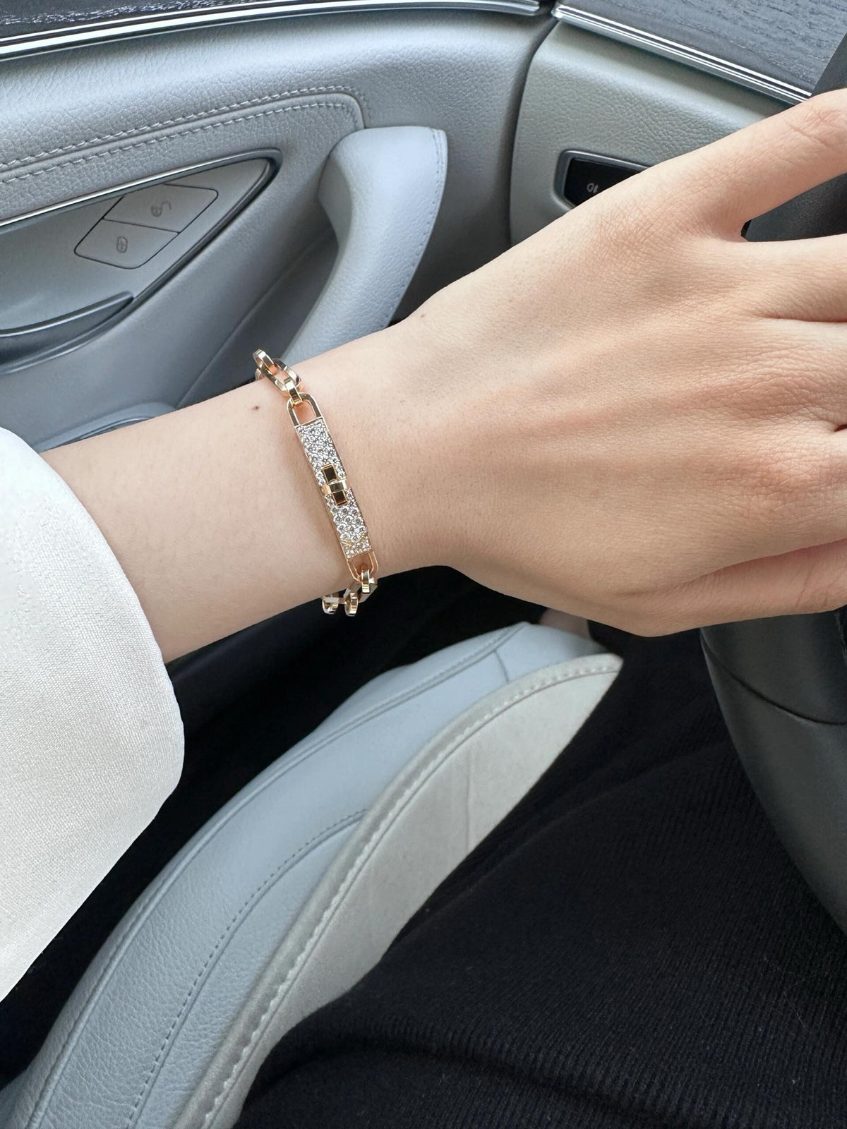 Hermès Gray Leather Bracelet with Rose Gold Details